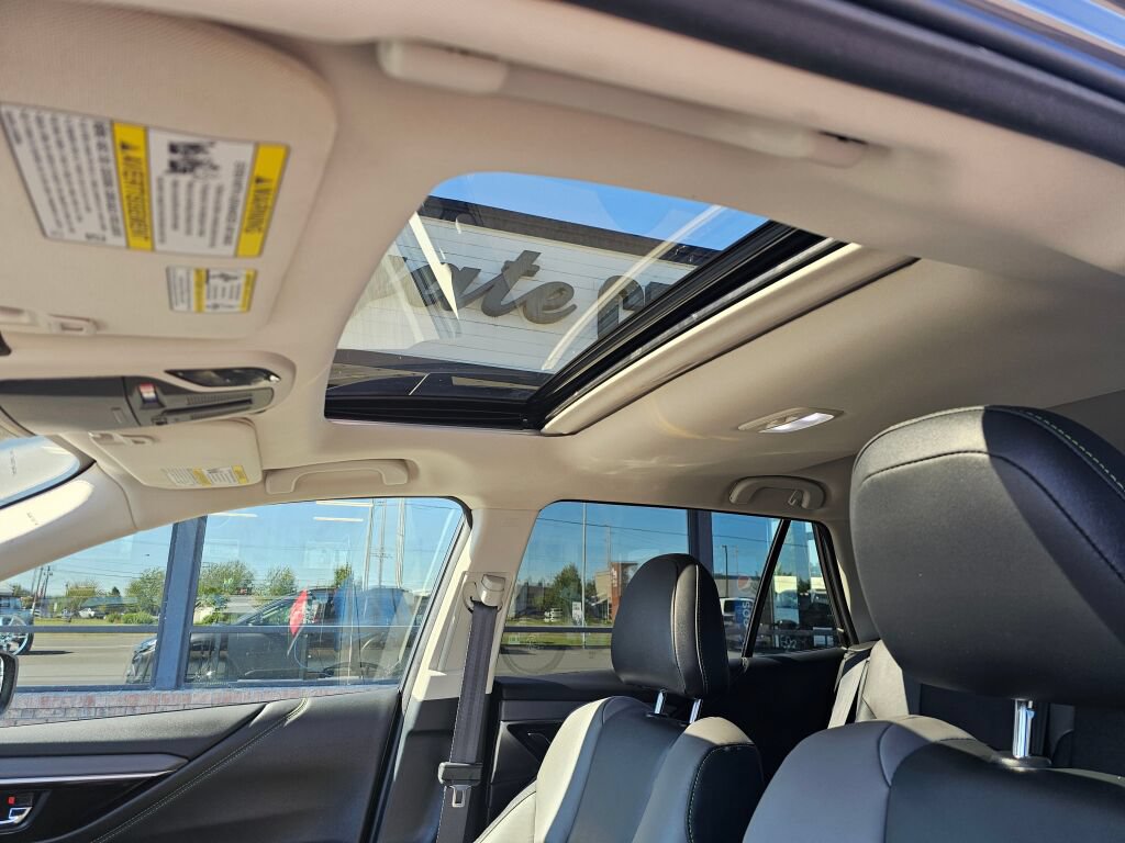 Used 2024 Subaru Outback Onyx Edition XT AWD/4WD image 19