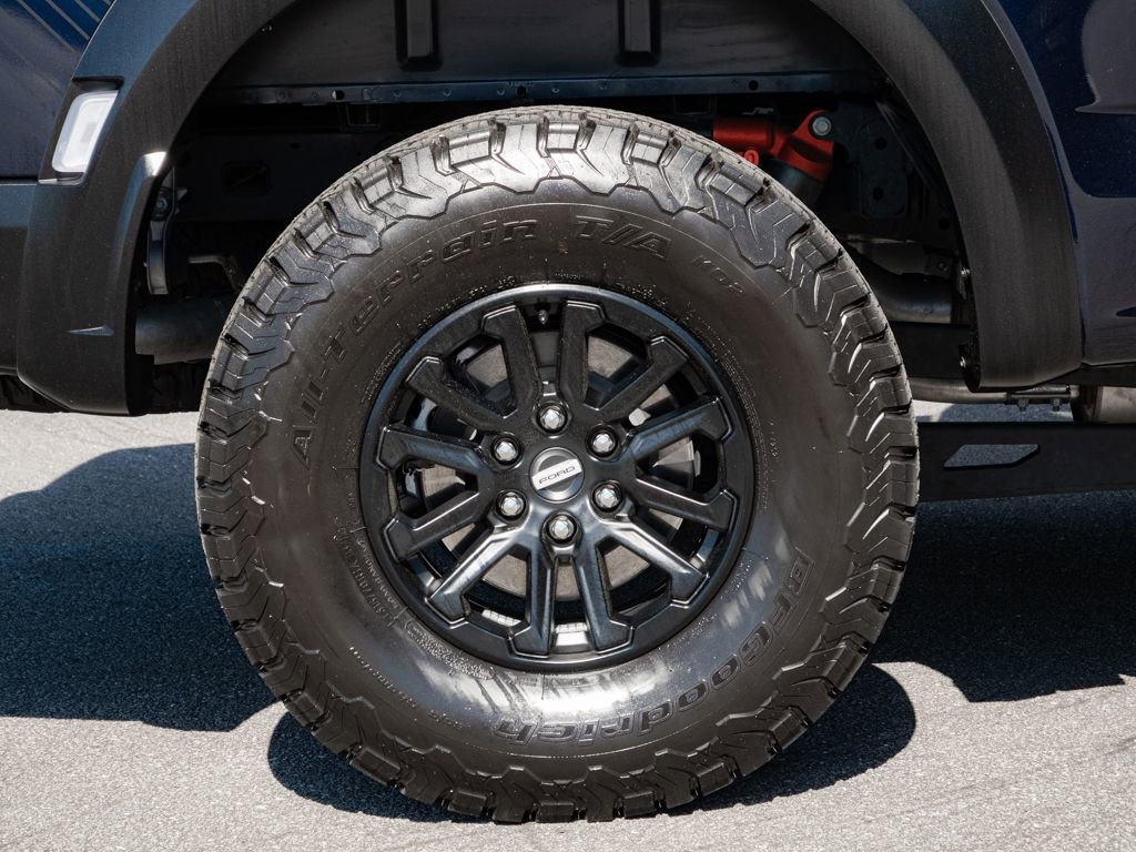 Used 2025 Ford F150 Raptor AWD/4WD image 39
