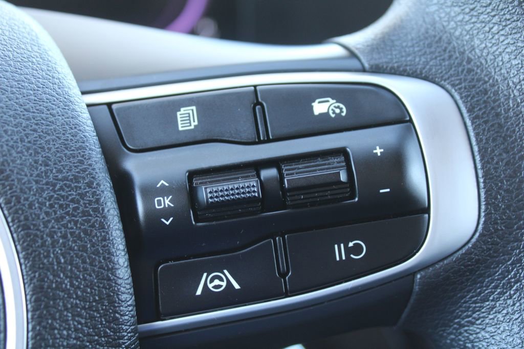 Used 2024 Kia Sportage LX image 29