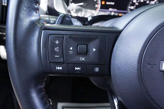 Used 2024 Nissan Pathfinder Rock Creek AWD/4WD image 13