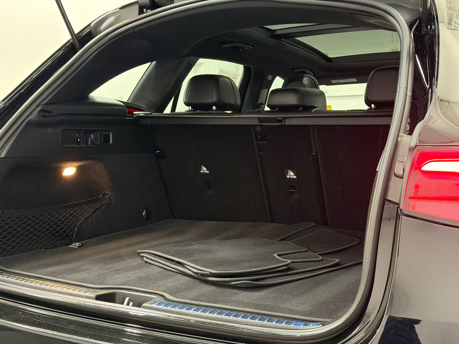 Used 2025 Mercedes-Benz GLC 43 AMG 4MATIC image 10