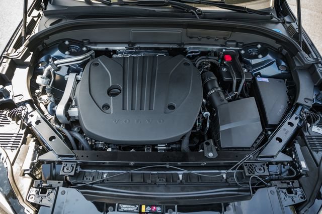 New 2027 Volvo XC60 B5 Plus AWD/4WD image 20