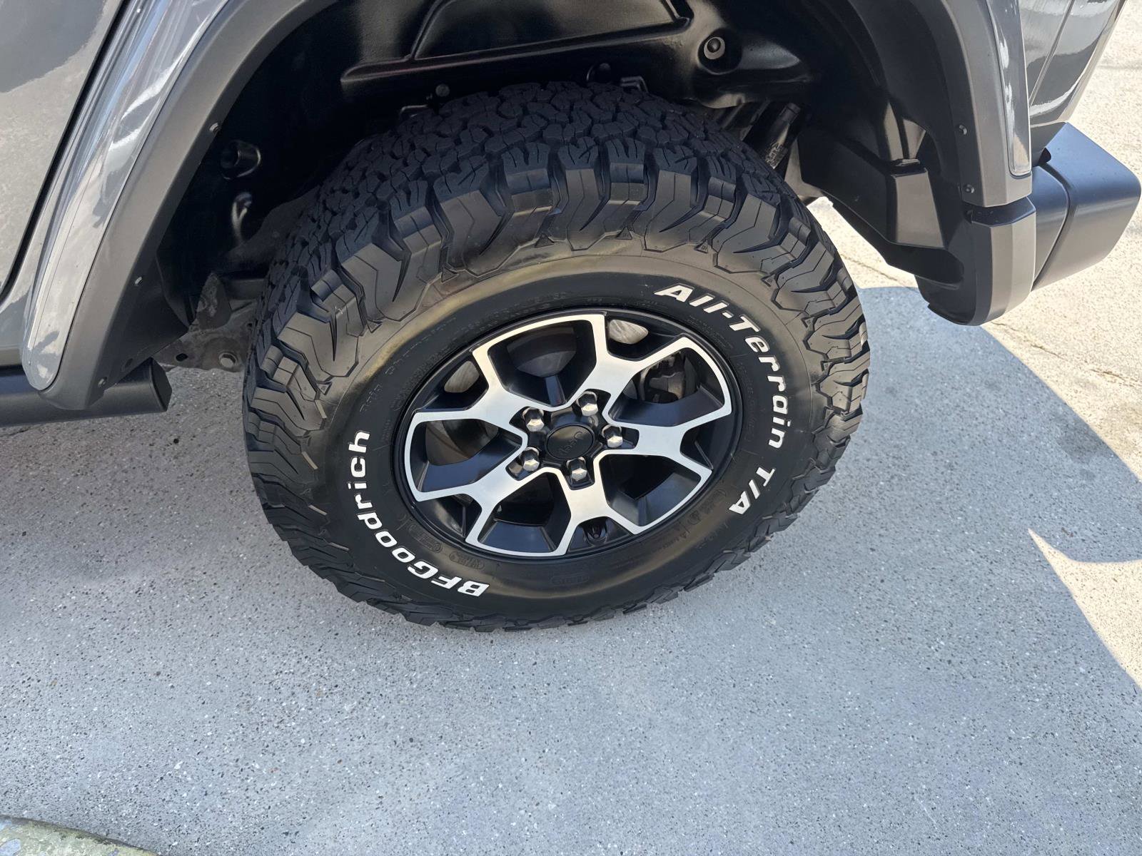 Certified 2021 Jeep Wrangler Unlimited Rubicon w/ Cold Weather Group image 4