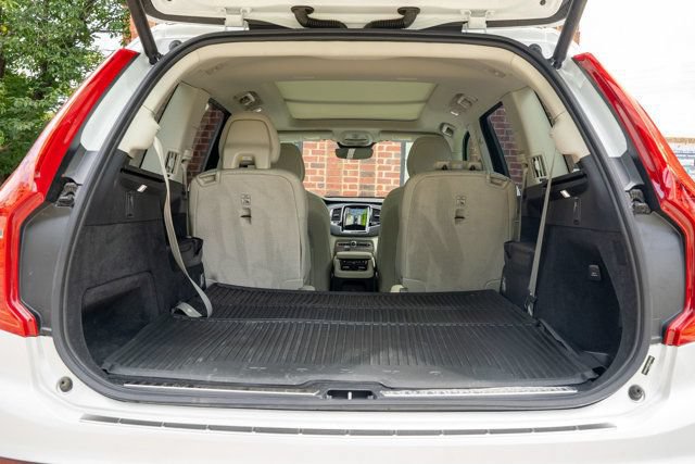 Used 2025 Volvo XC90 T8 Plus w/ Protection Package Premier AWD/4WD image 49