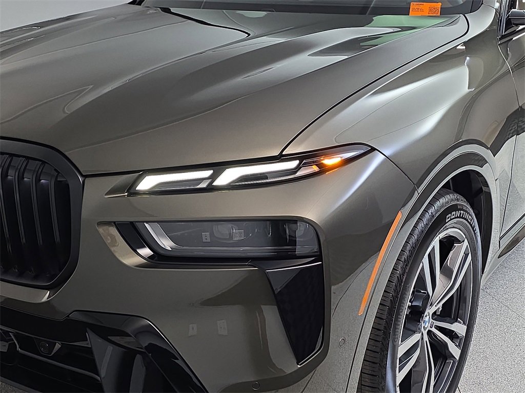 New 2026 BMW X7 xDrive40i w/ M Sport Package image 33
