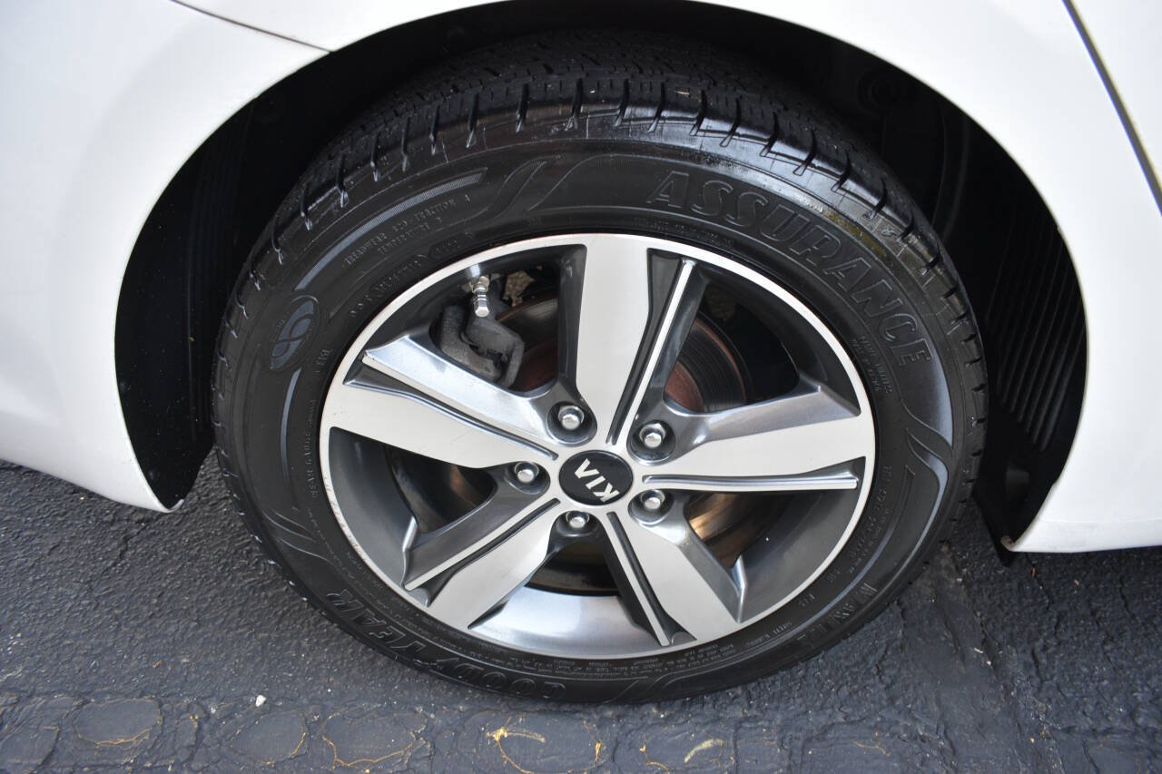 Used 2018 Kia Forte LX w/ LX Popular Package FWD image 40