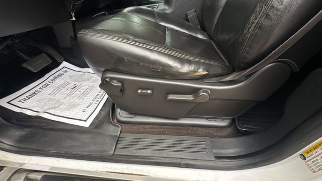 Used 2014 GMC Sierra 2500 SLE w/ SLE Preferred Package AWD/4WD image 18