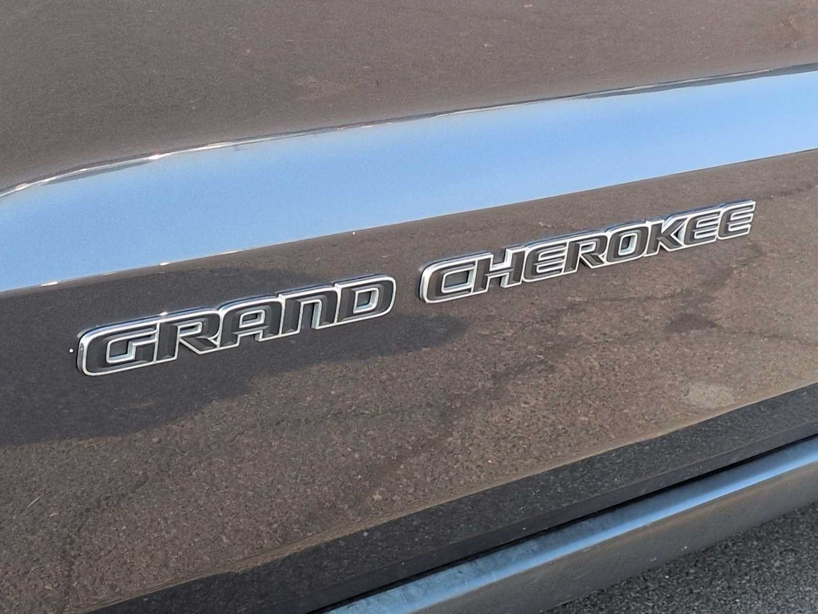 Used 2017 Jeep Grand Cherokee Limited w/ Luxury Group II AWD/4WD image 13