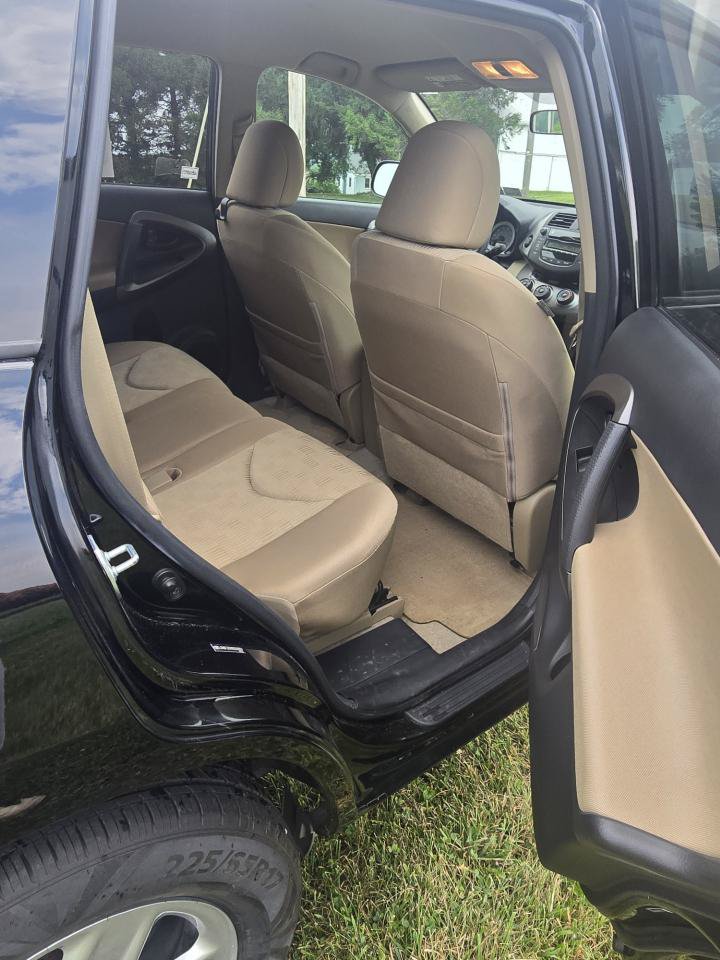 Used 2009 Toyota RAV4 4WD image 10