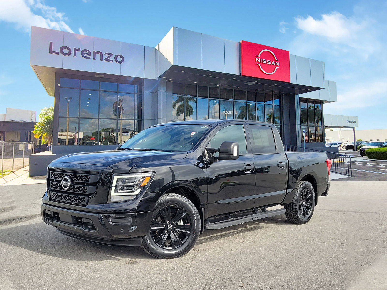 Used 2023 Nissan Titan SV w/ SV Convenience Package