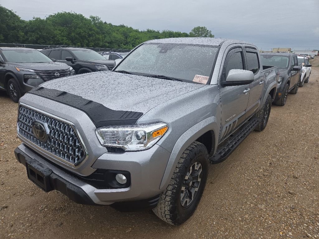 Used 2018 Toyota Tacoma SR5 RWD image 4