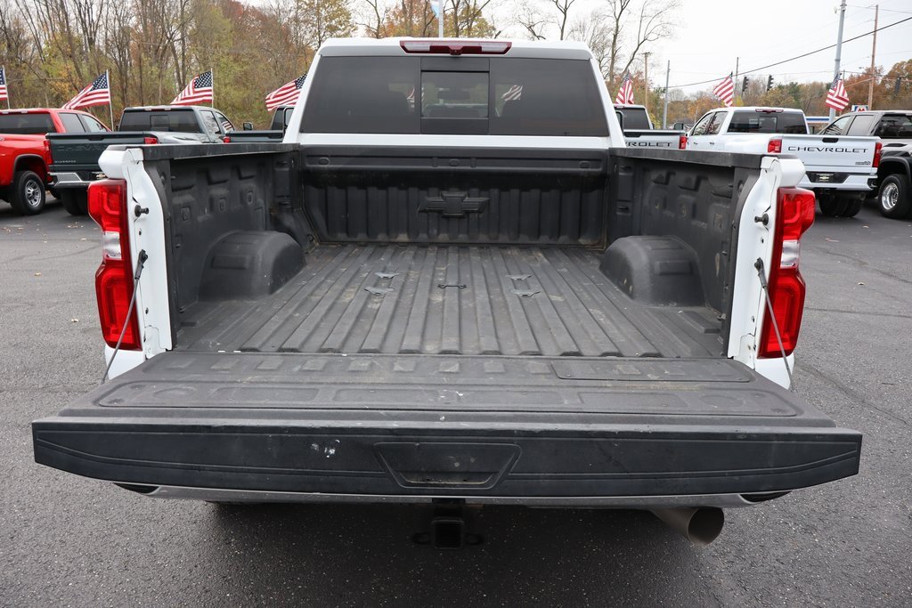 Used 2023 Chevrolet Silverado 3500 LTZ w/ LTZ Convenience Package image 31