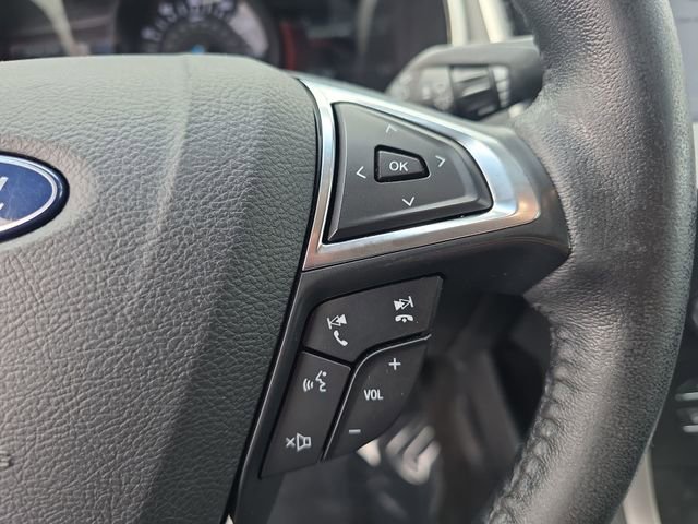 Used 2019 Ford Edge SEL w/ Equipment Group 201A FWD image 19