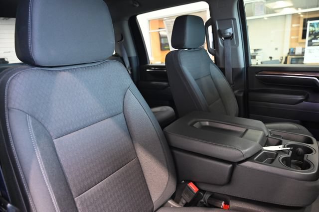Used 2024 Chevrolet Silverado 2500 LT w/ All Star Edition AWD/4WD image 9