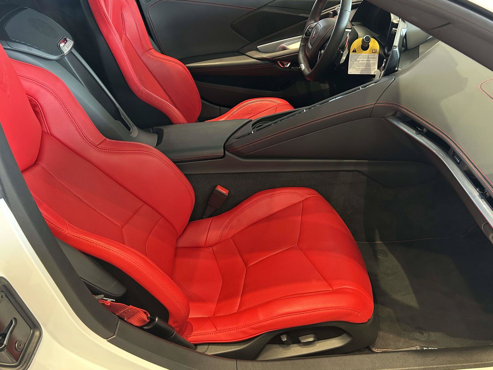 Used 2025 Chevrolet Corvette E-Ray AWD/4WD image 13