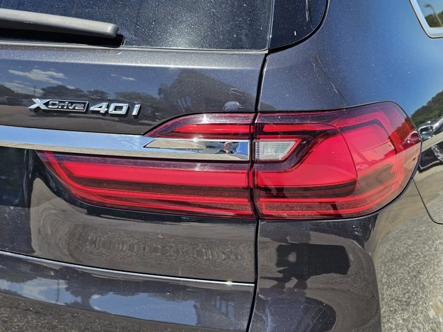 Used 2022 BMW X7 xDrive40i w/ Luxury Seating Package AWD/4WD image 26