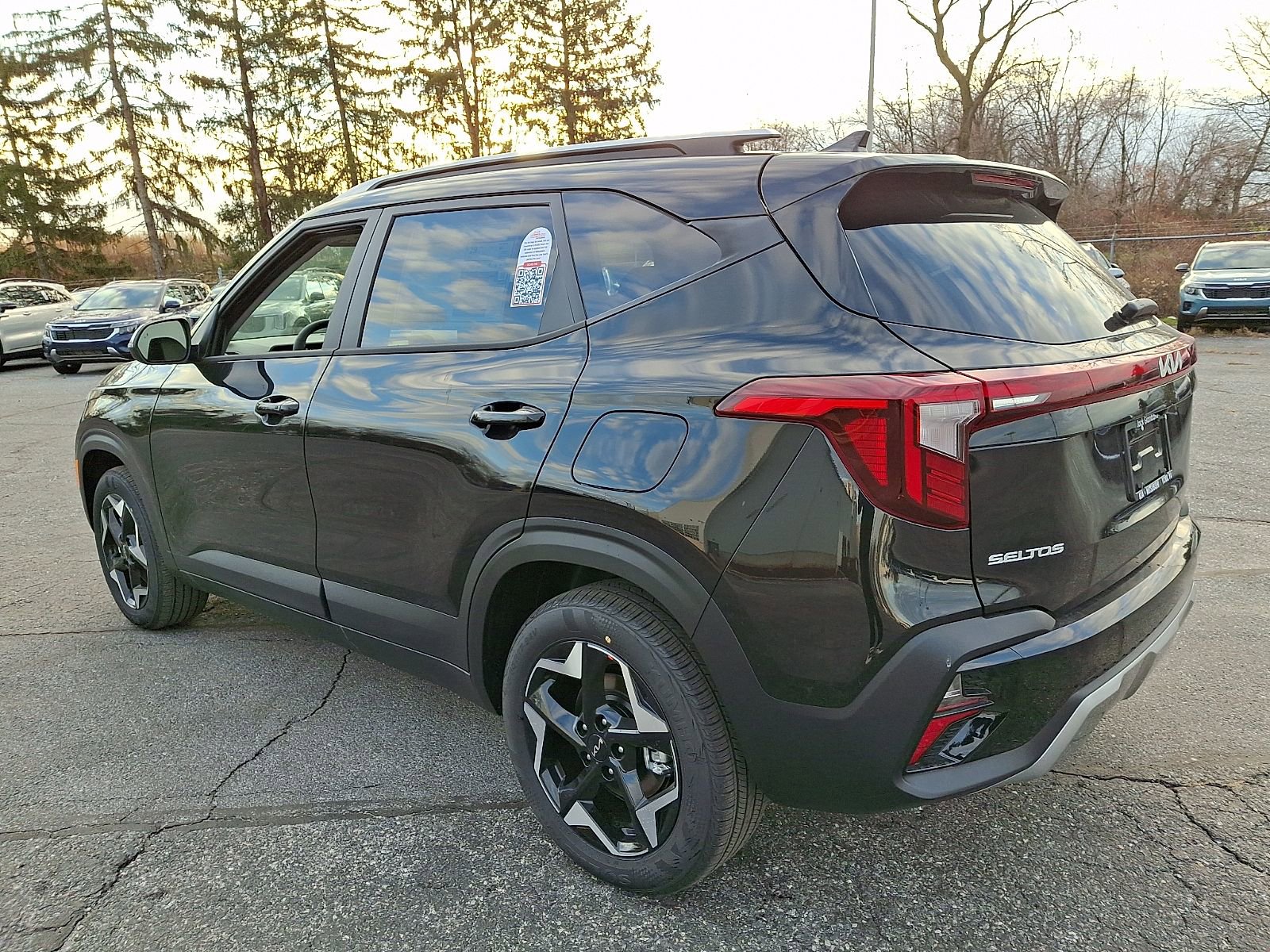 New 2026 Kia Seltos S AWD/4WD image 6
