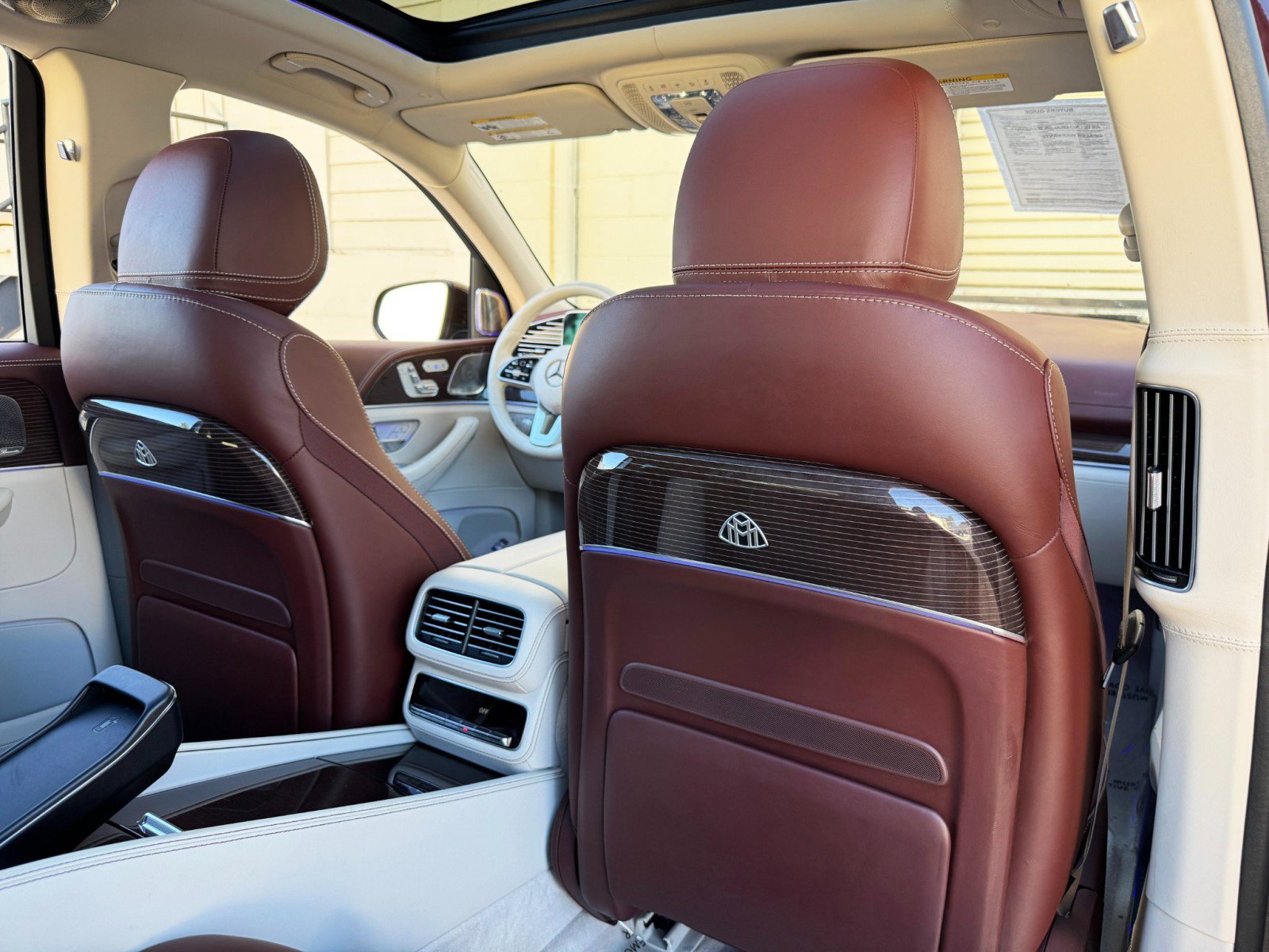 Used 2023 Mercedes-Benz Maybach GLS 600 4MATIC image 50
