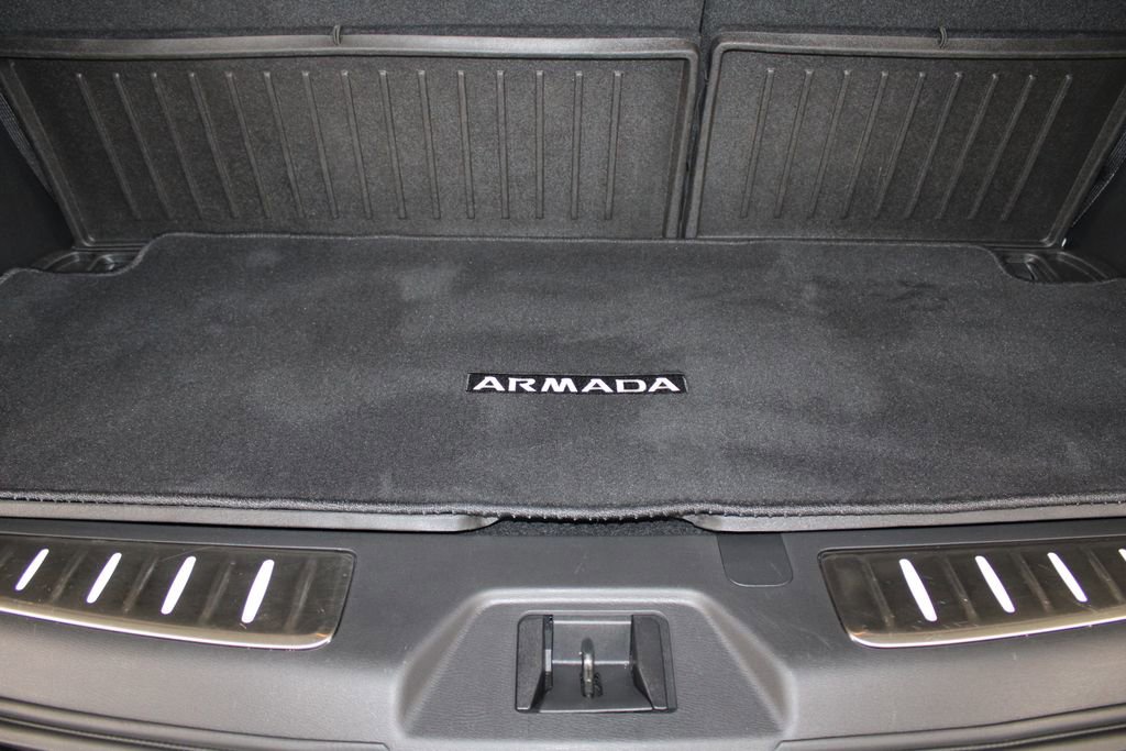 Used 2024 Nissan Armada Platinum w/ Captain's Chairs Package image 17