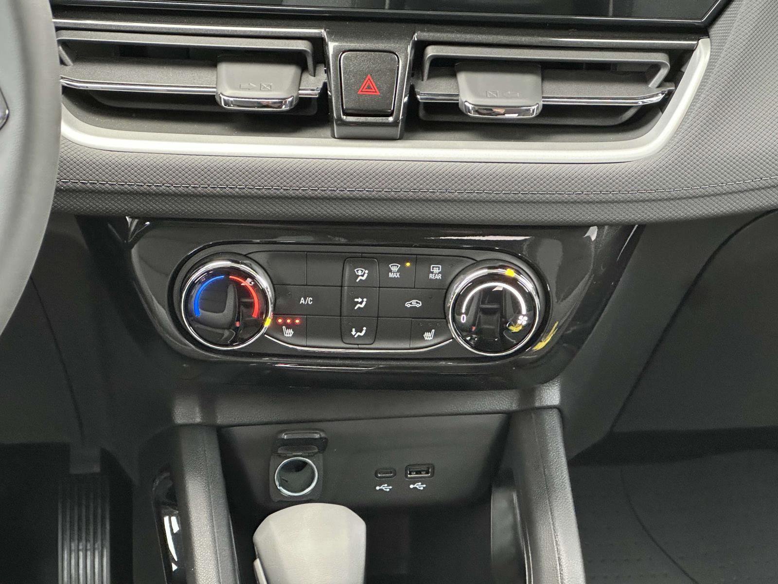 New 2025 Chevrolet TrailBlazer LT w/ LT Cold Weather Package image 4