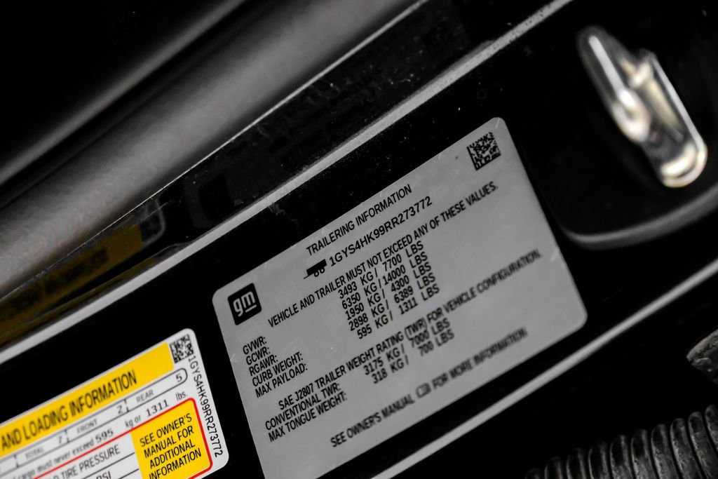 Used 2024 Cadillac Escalade V w/ LPO, ONYX Package image 56