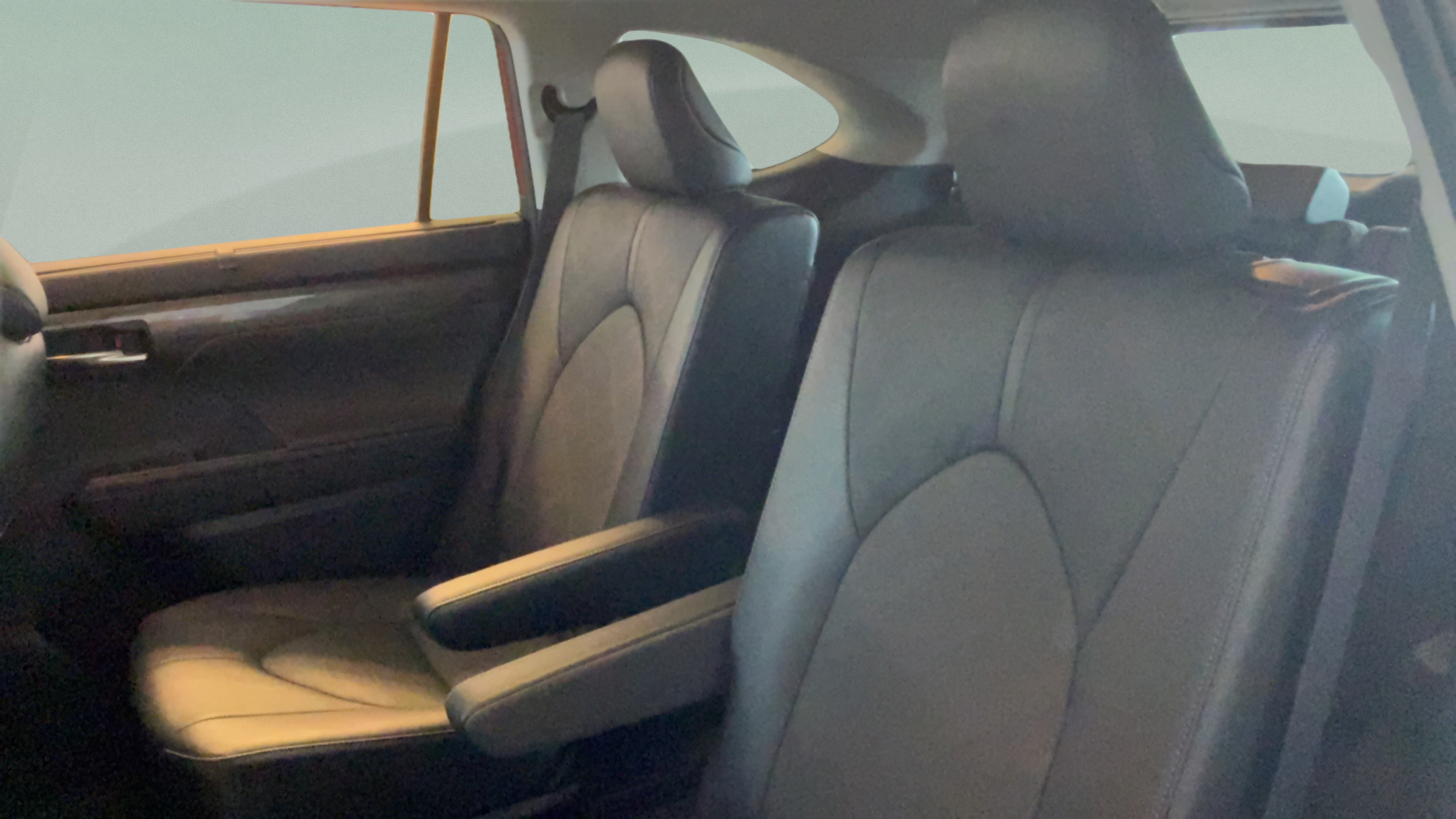 Certified 2024 Toyota Highlander Platinum AWD/4WD image 28