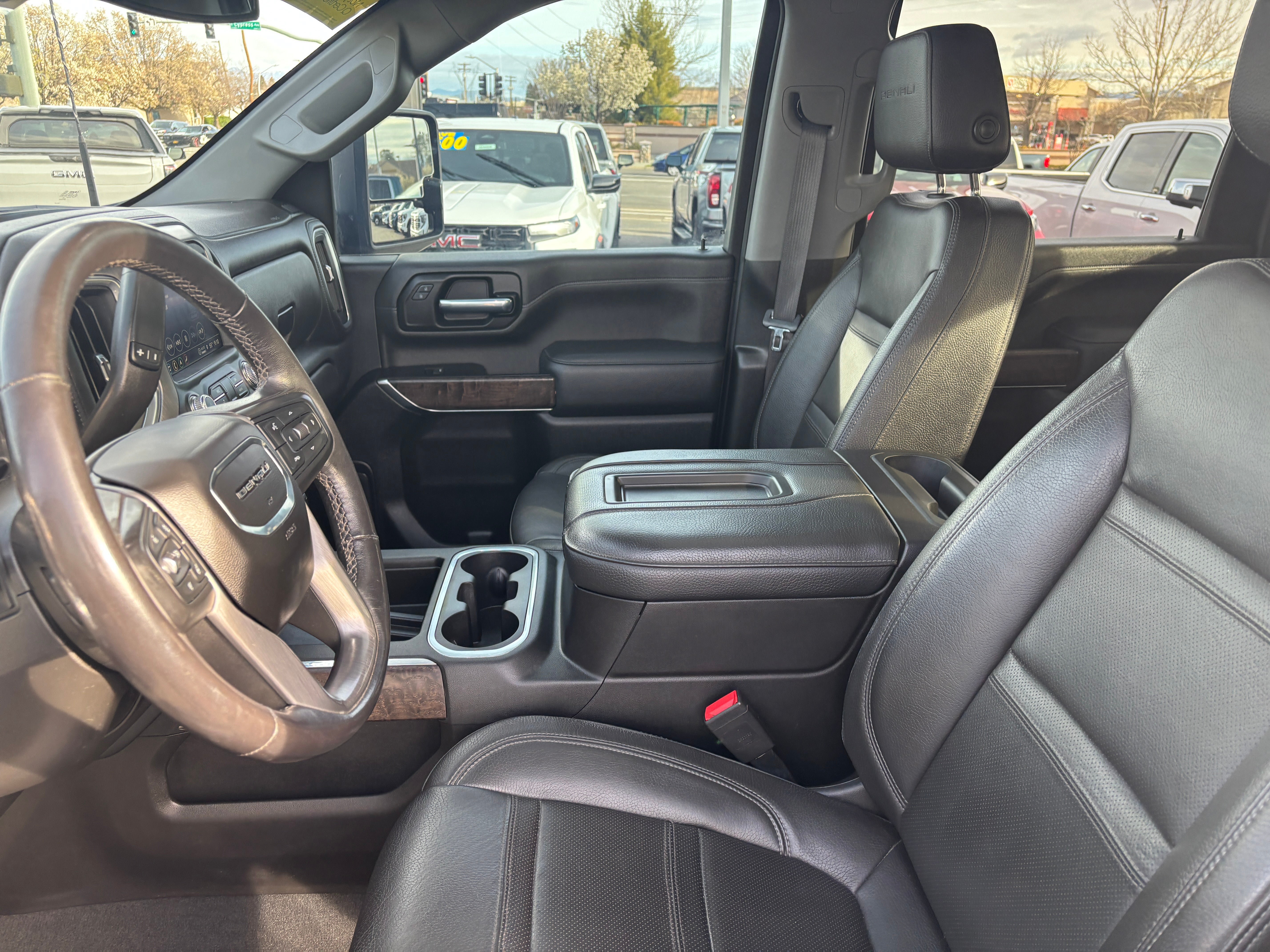 Used 2022 GMC Sierra 3500 Denali AWD/4WD image 12