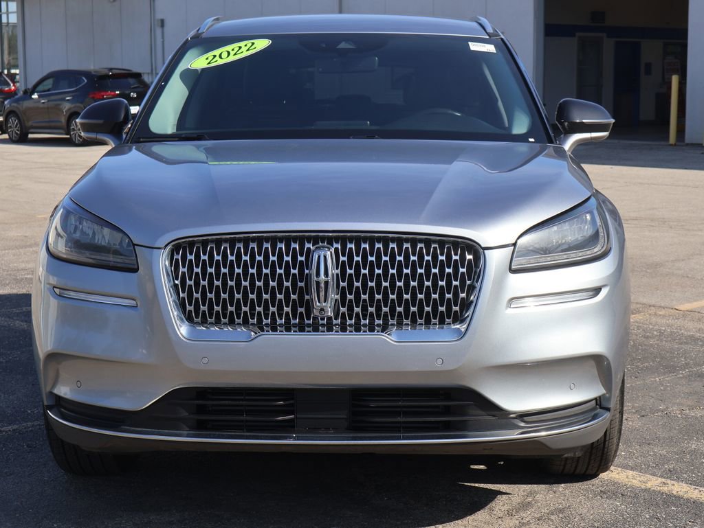 Used 2022 Lincoln Corsair Reserve w/ Equipment Group 201A image 3
