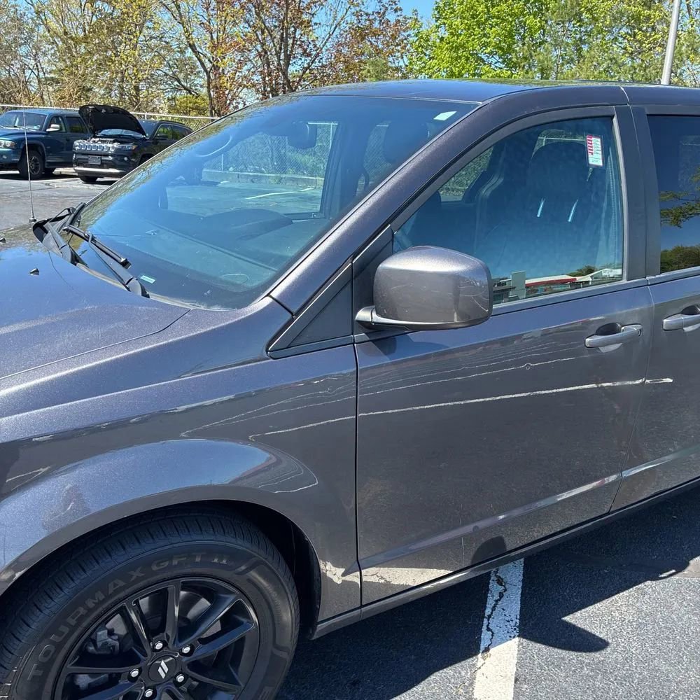 Used 2020 Dodge Grand Caravan GT FWD image 11
