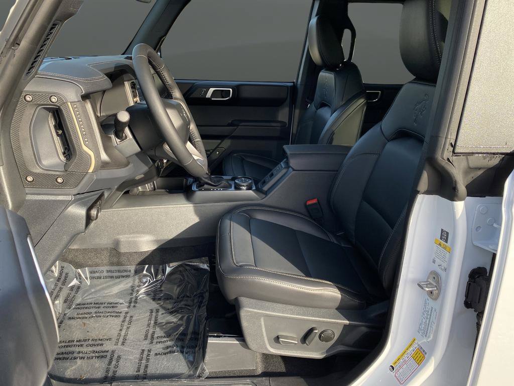 New 2025 Ford Bronco Badlands AWD/4WD image 4
