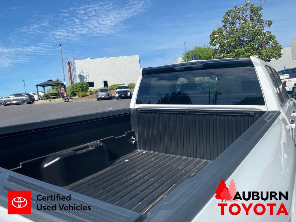 Certified 2024 Toyota Tacoma SR5 AWD/4WD image 15