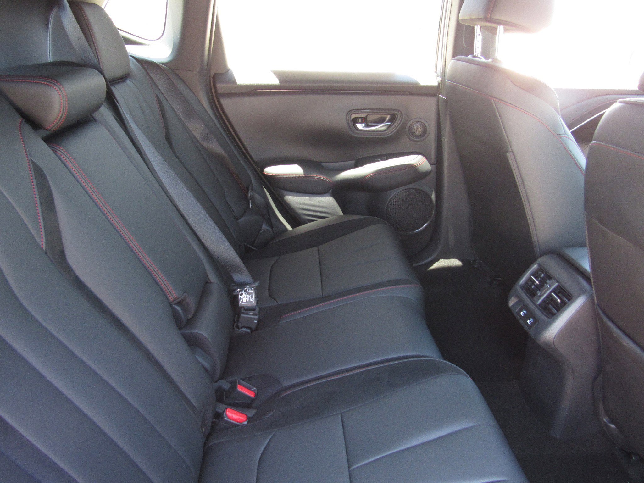 Certified 2025 Acura ADX A-Spec image 12