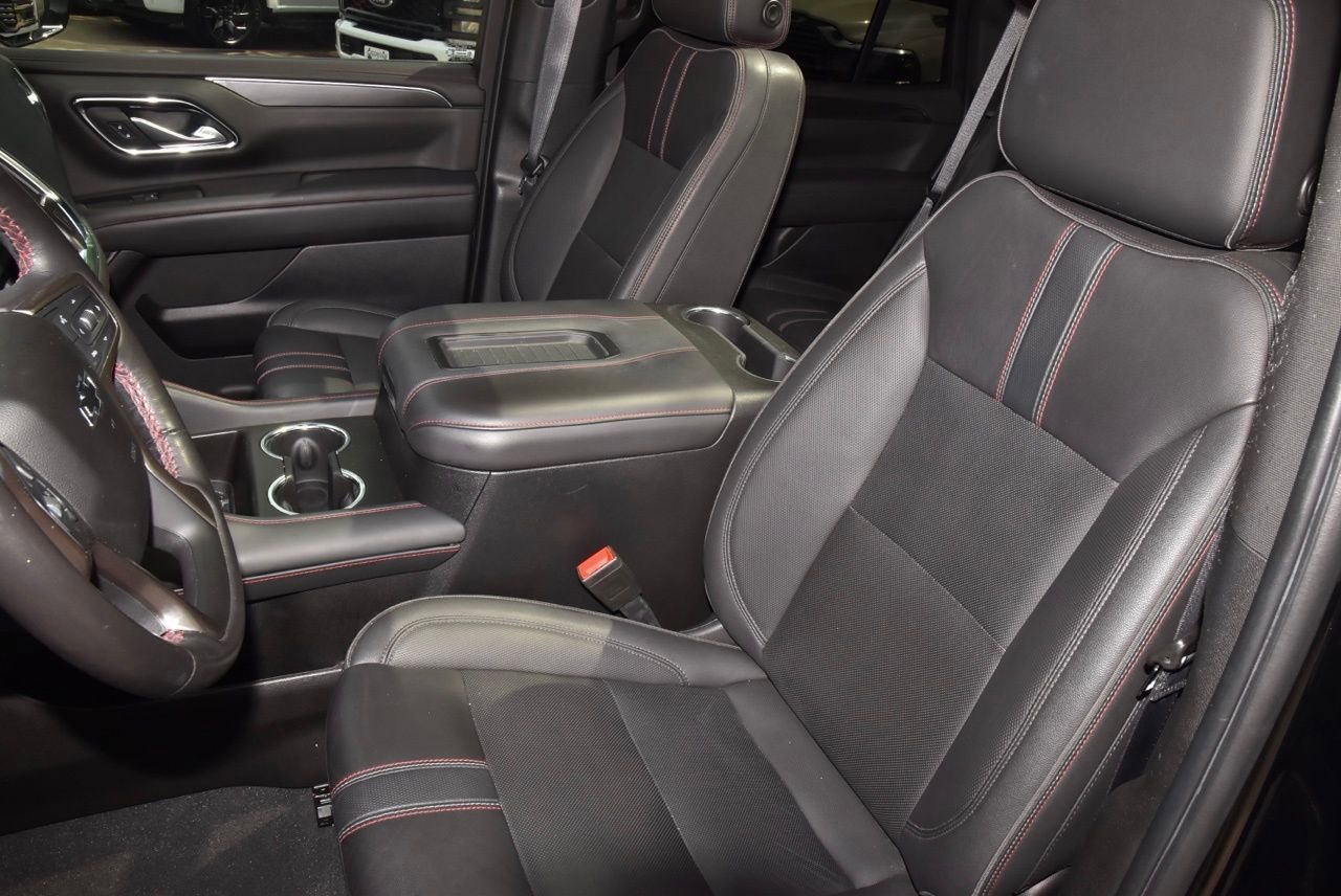 Used 2022 Chevrolet Tahoe RST w/ Luxury Package AWD/4WD image 36