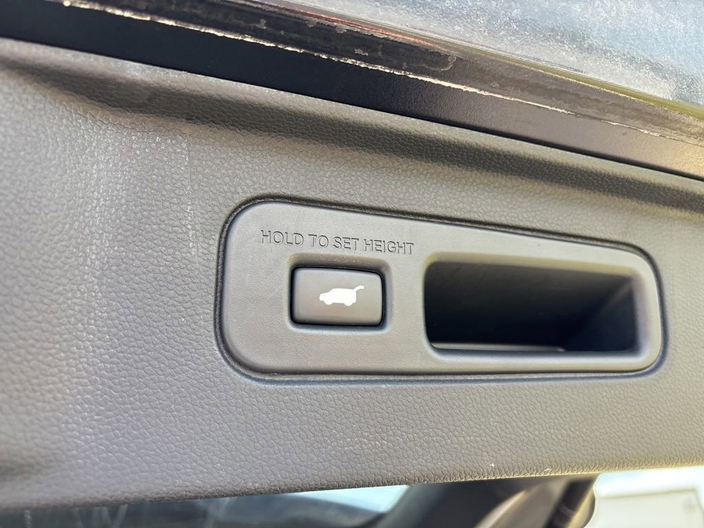 Used 2023 Honda Pilot Elite image 14