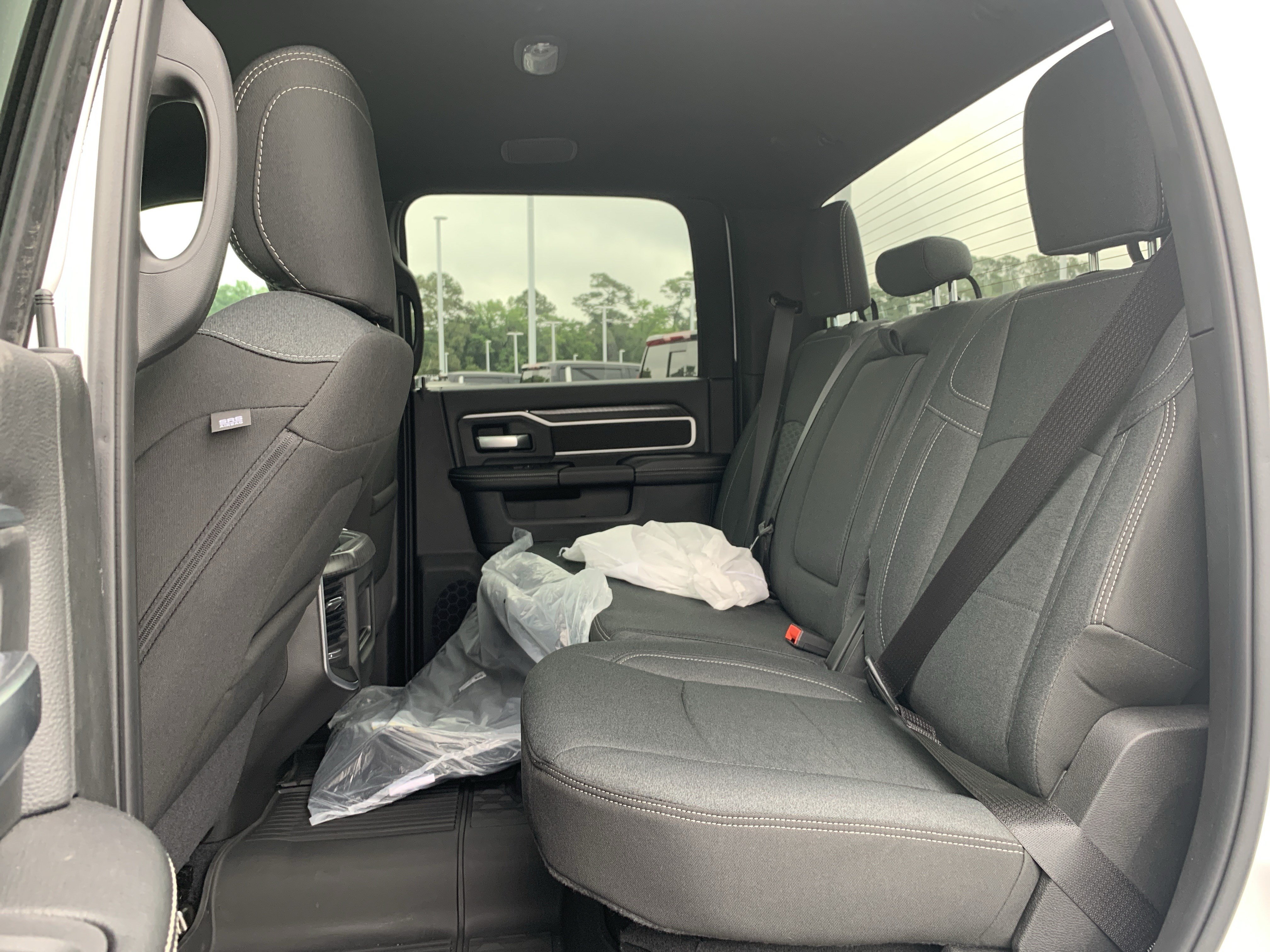 New 2026 RAM 3500 Big Horn AWD/4WD image 30