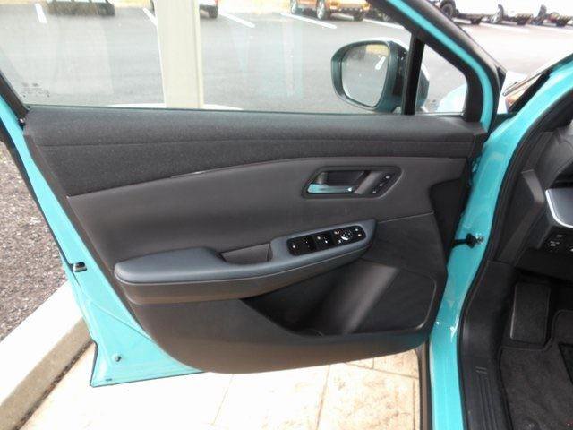 New 2026 Nissan Leaf Platinum+ w/ Cargo Package (Platinum+) image 18