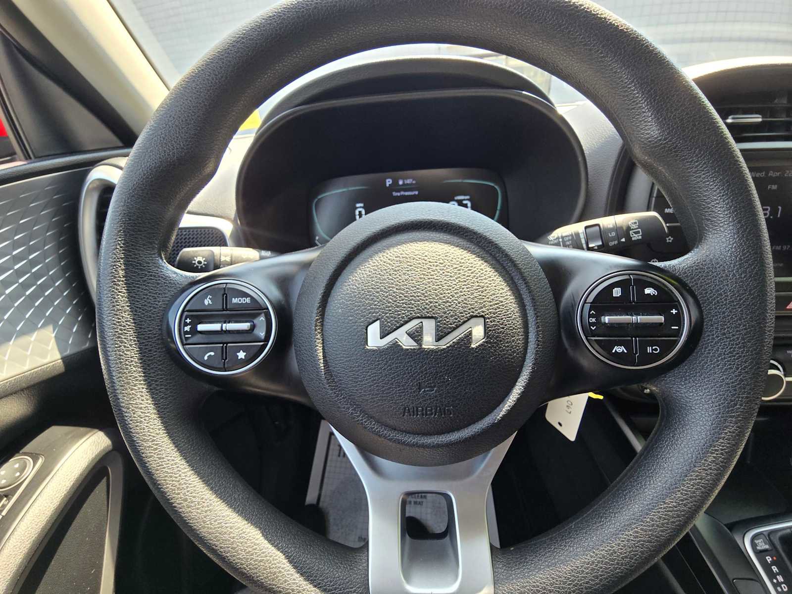 Used 2023 Kia Soul LX FWD image 20