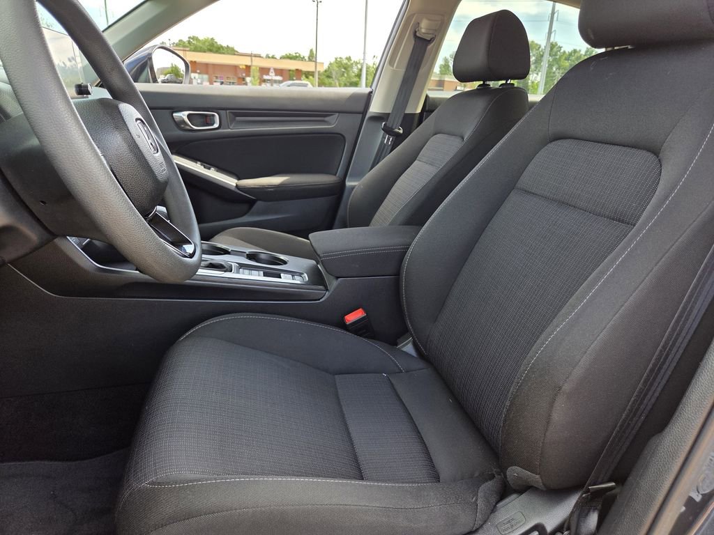 Used 2025 Honda Civic LX image 13