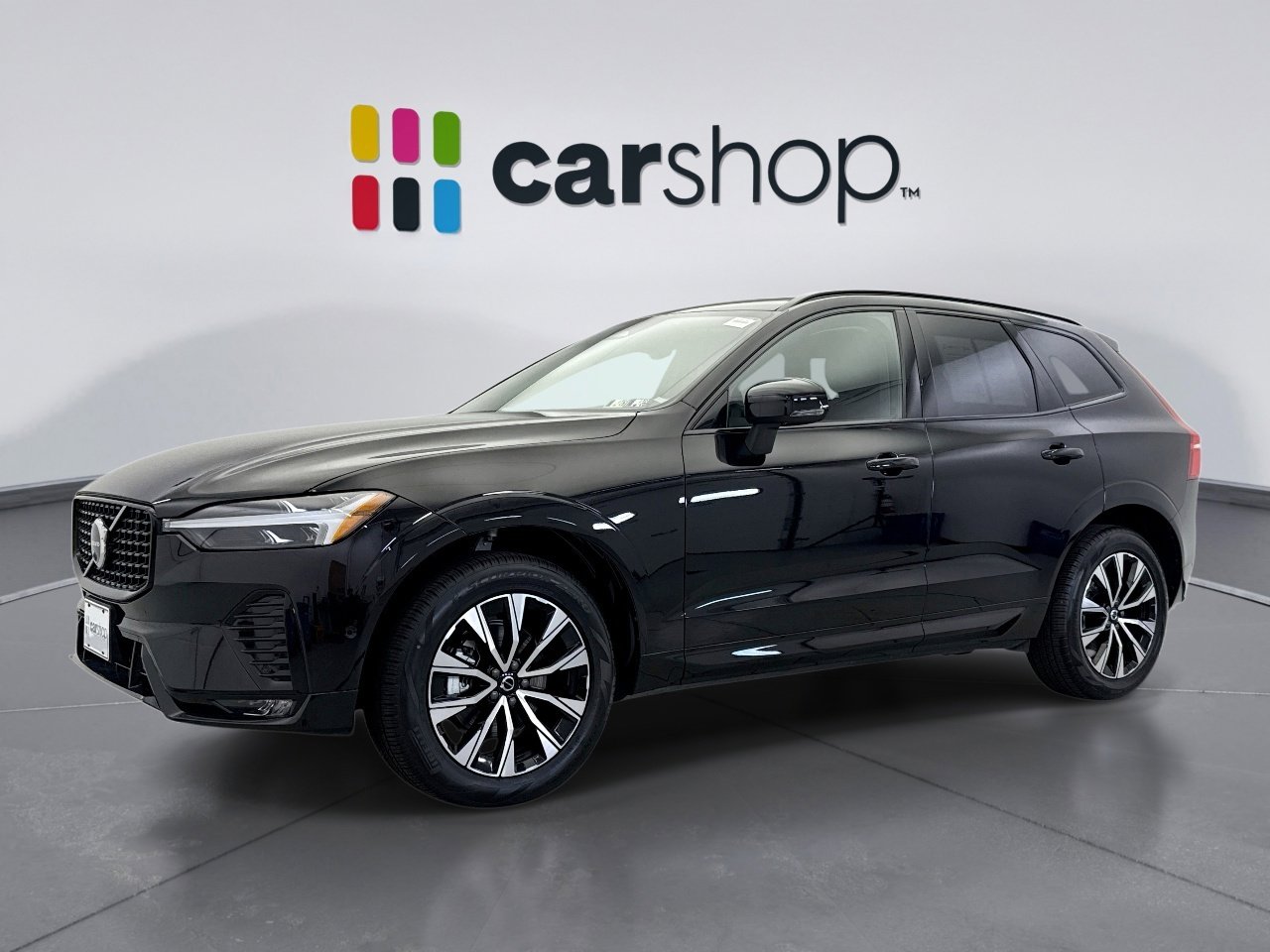 Used 2025 Volvo XC60 B5 Plus image 1