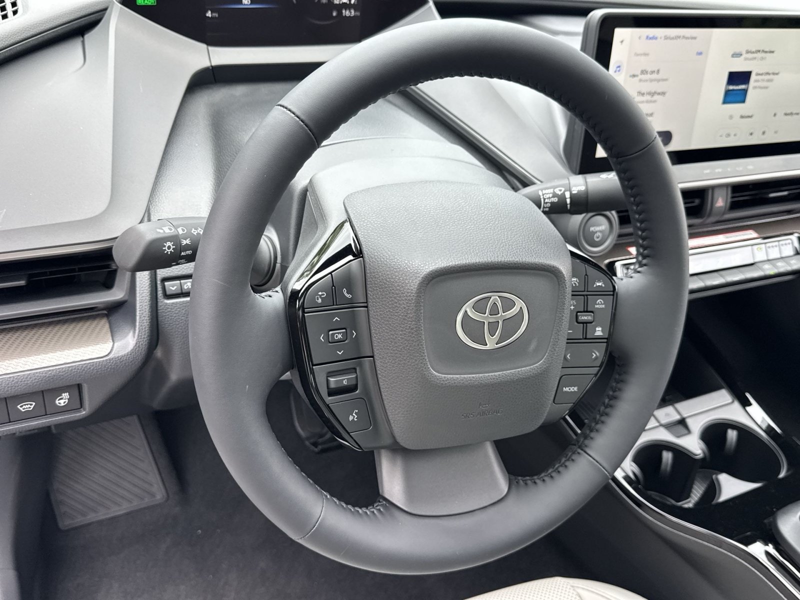 New 2027 Toyota Prius Limited w/ Limited Premium Package AWD/4WD image 24