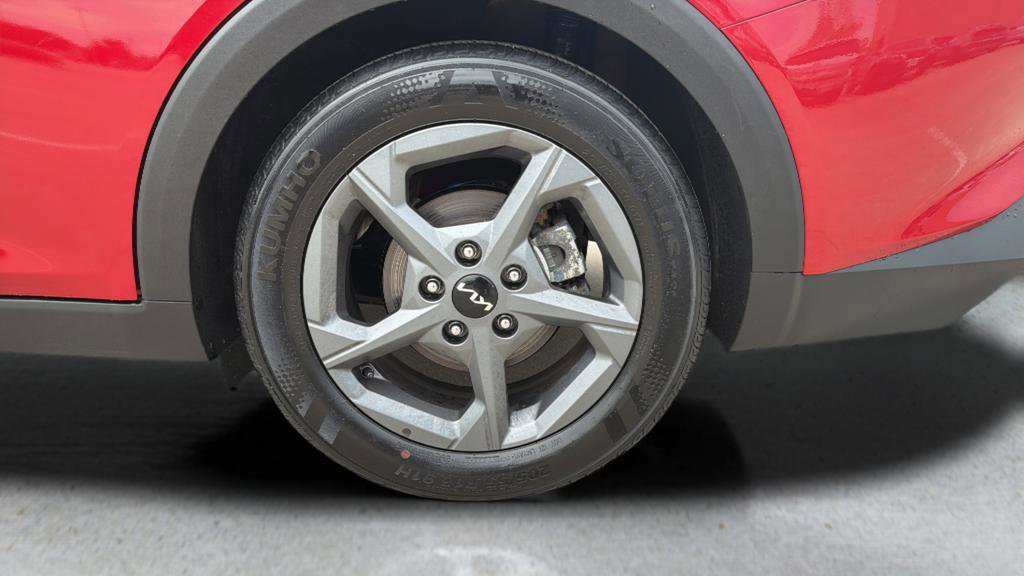 Used 2025 Kia K4 FWD image 15