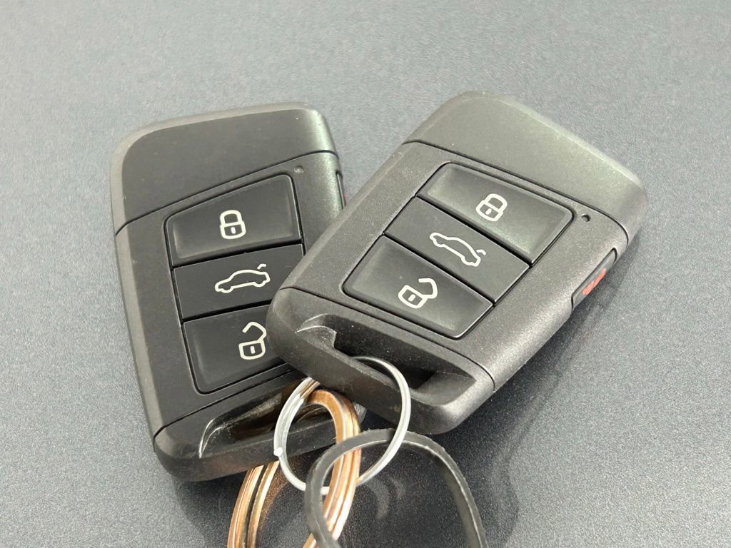 Used 2023 Volkswagen Taos S image 32