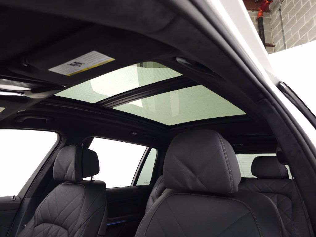 New 2027 BMW X7 xDrive40i w/ Executive Package AWD/4WD image 13