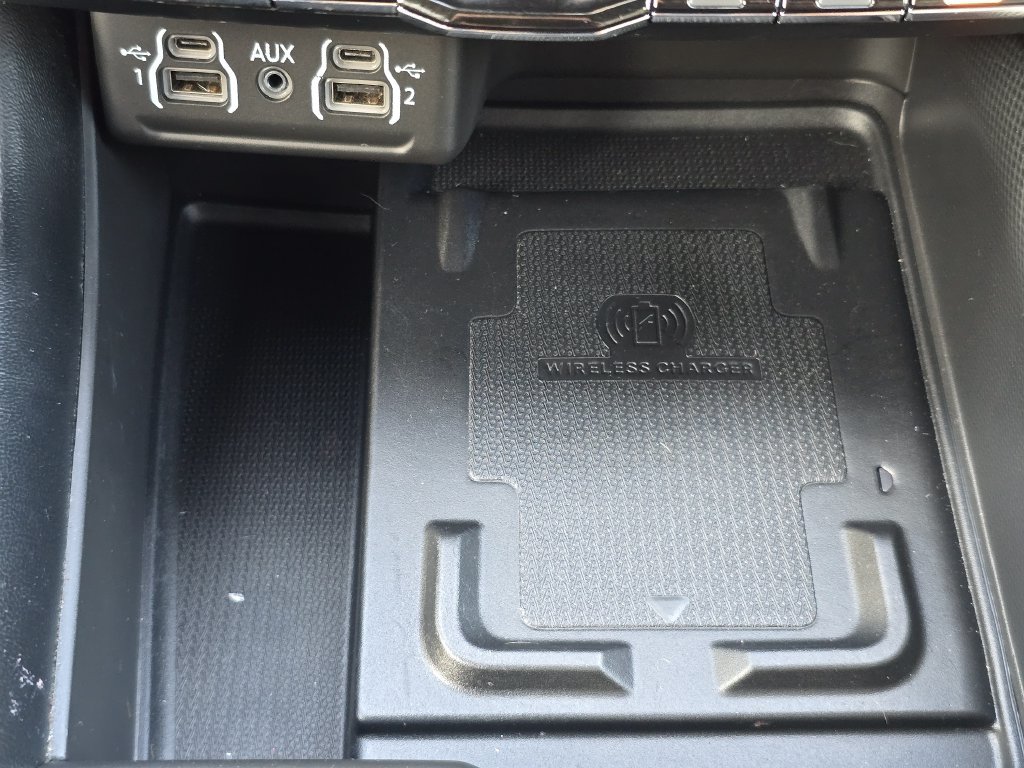 Used 2021 Dodge Durango R/T w/ Technology Group RWD image 27