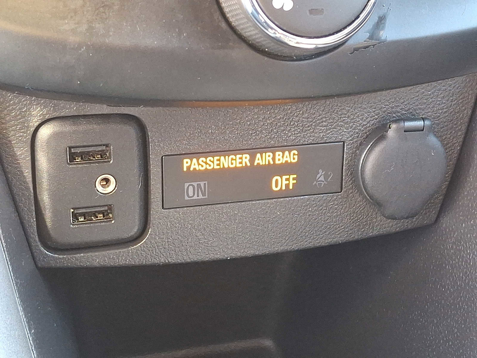 Used 2019 Chevrolet Trax LT image 25