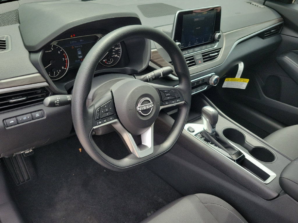 New 2026 Nissan Altima 2.5 SV FWD image 20