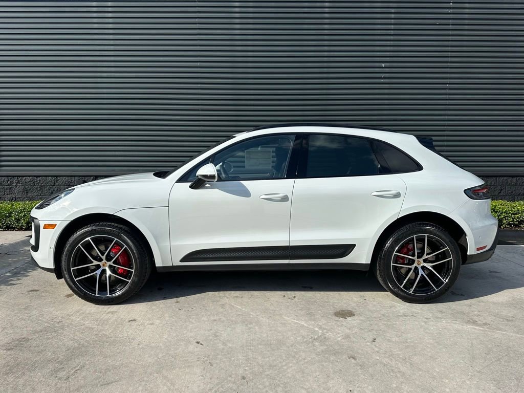 Used 2026 Porsche Macan S AWD/4WD image 2
