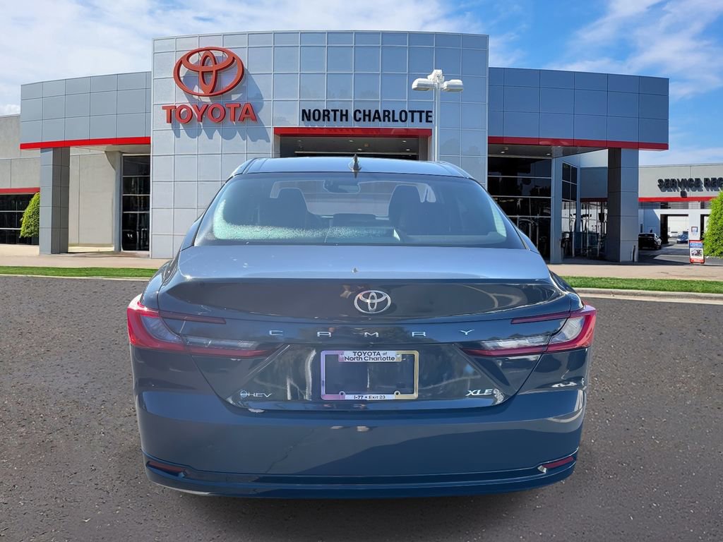 Used 2025 Toyota Camry XLE image 9