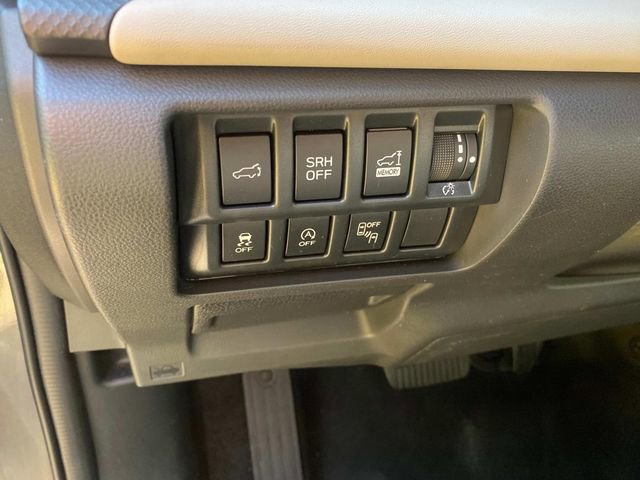 Used 2023 Subaru Forester Limited AWD/4WD image 15
