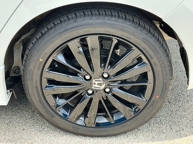 Used 2018 Honda Fit Sport image 4